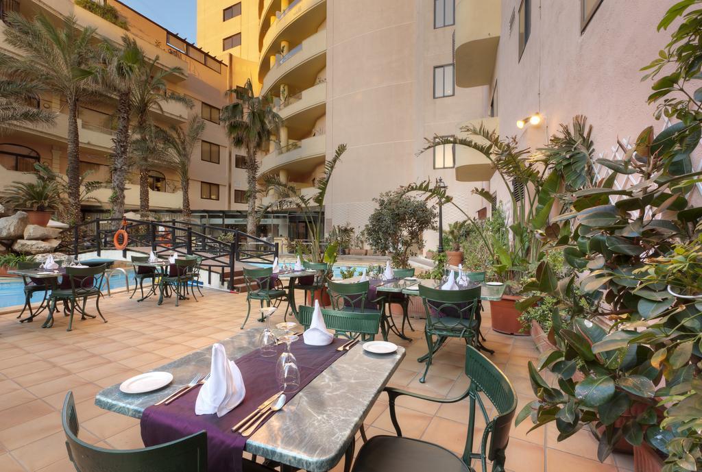 Fortina Spa Resort Sliema Eksteriør billede The hotel's restaurant