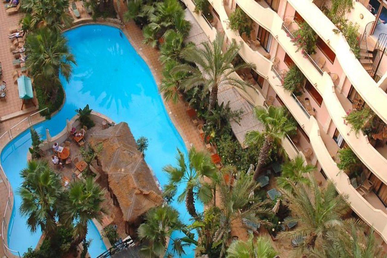 Fortina Spa Resort Sliema Eksteriør billede The interior of the hotel