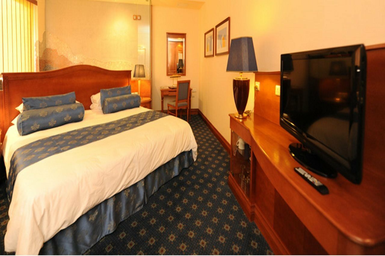 Fortina Spa Resort Sliema Eksteriør billede A room at the hotel